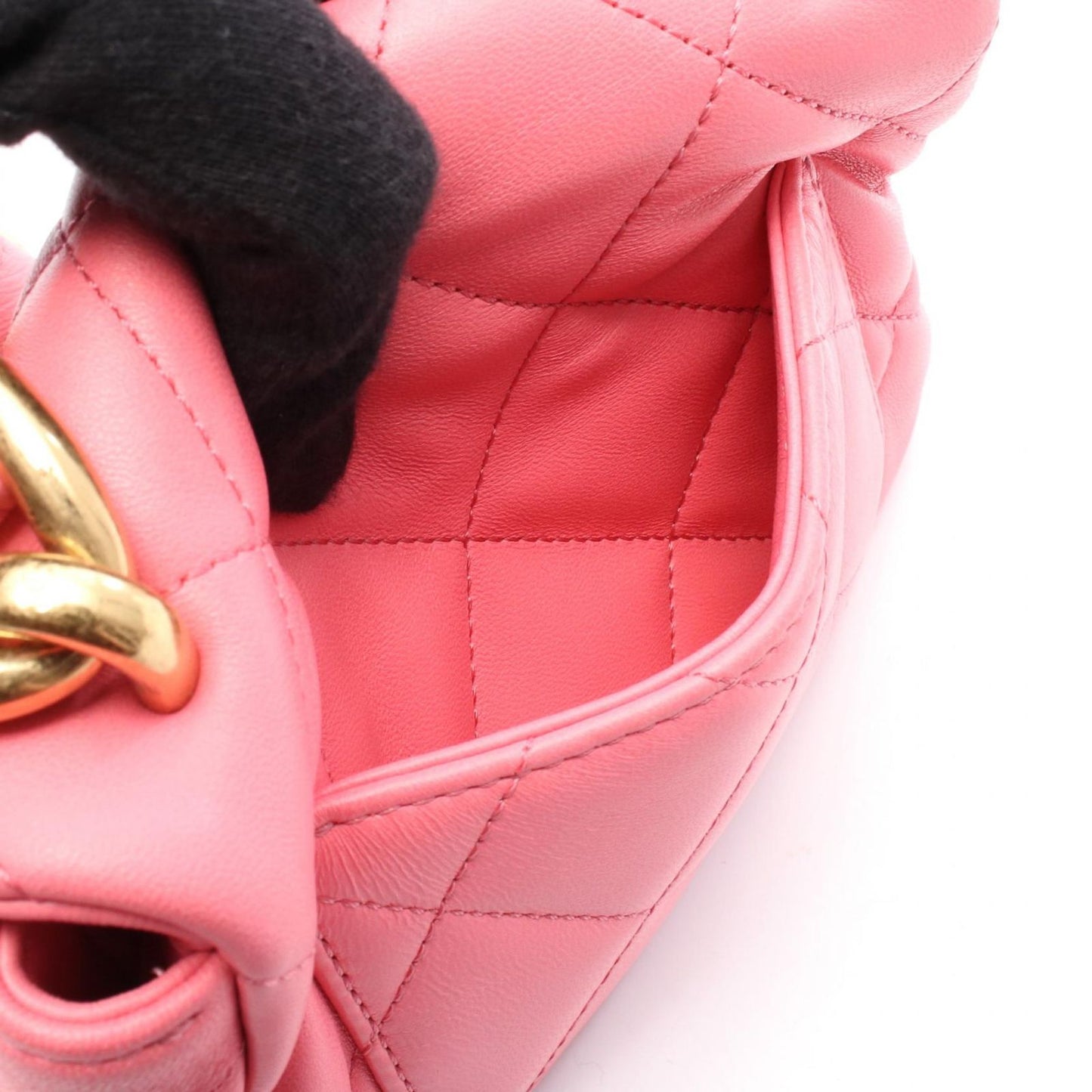 CHANEL Matelassé Mini Shoulder Bag in Pink Leather - Timeless Elegance