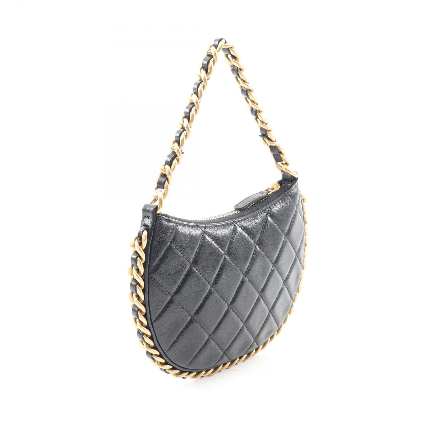 CHANEL Matelassé Black Lambskin Handbag - Timeless Elegance