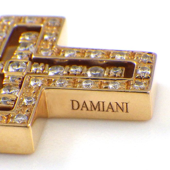 Damiani Belle Époque XXS Cross Necklace in K18 Pink Gold with Diamonds