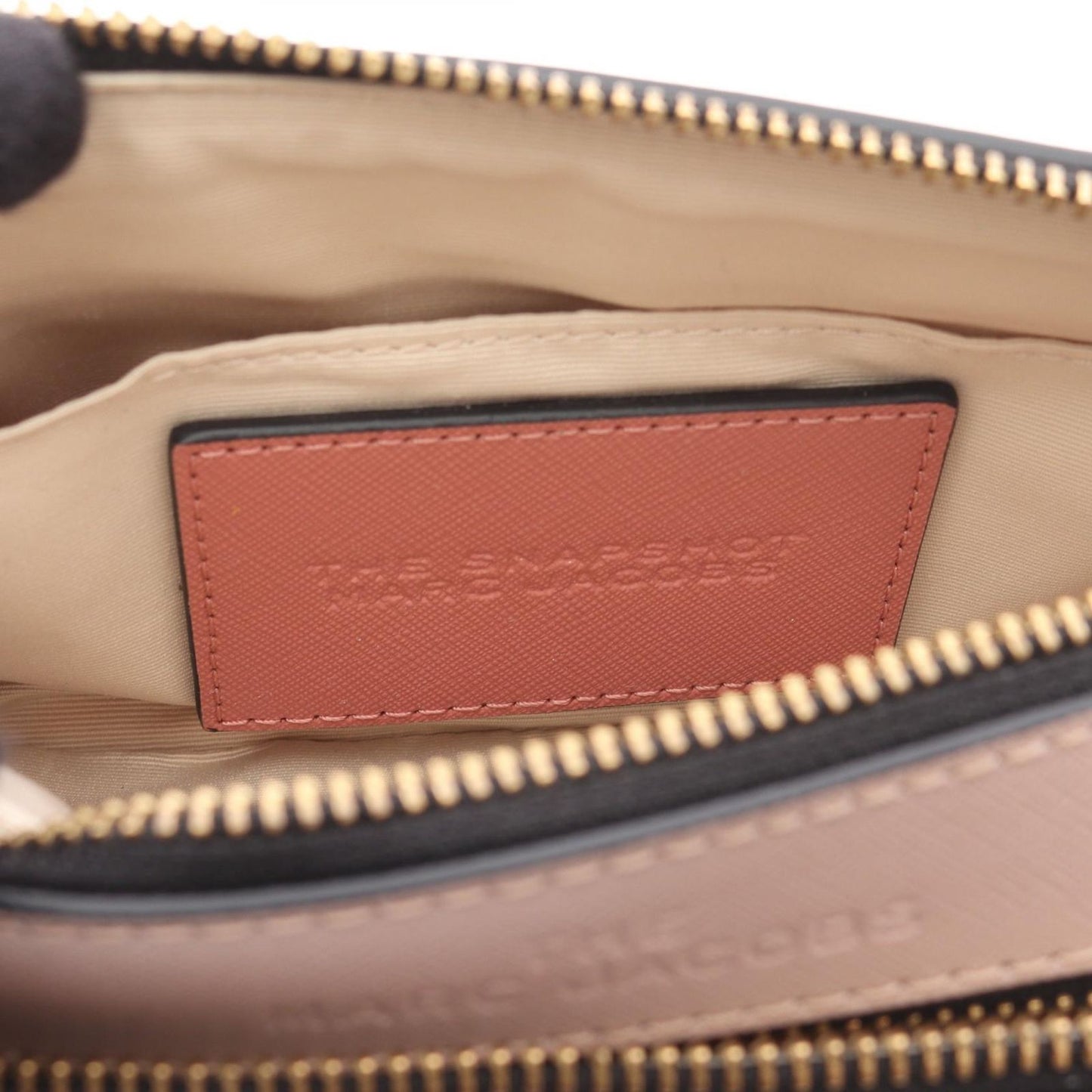 MARC JACOBS Snapshot Camera Bag in Mauve Pink Leather