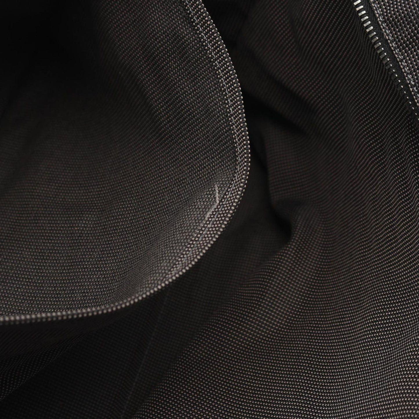 HERMES Émile Line MM Tote Bag in Gray - Timeless Elegance