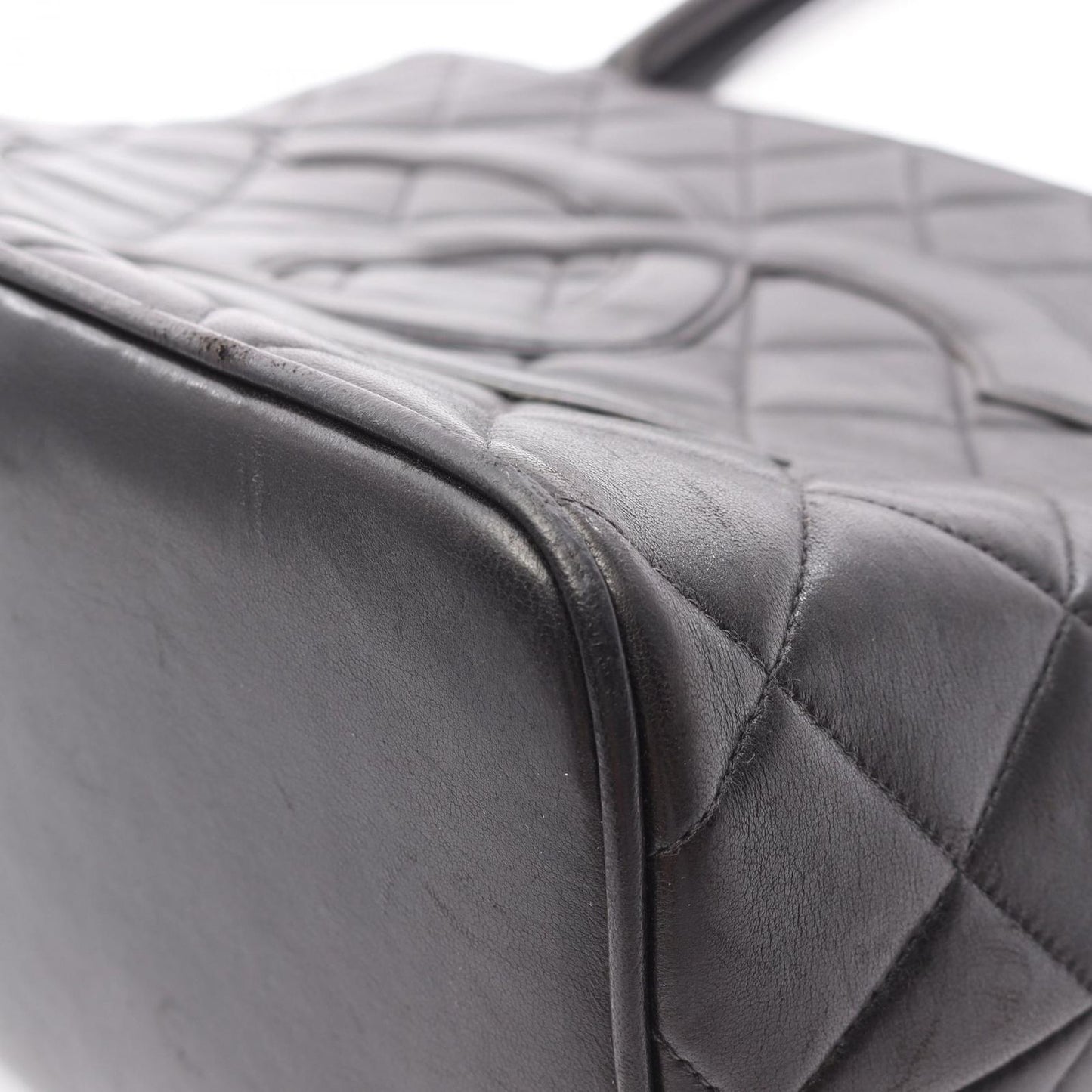 CHANEL Reissue Tote Bag A01804 in Black Lambskin