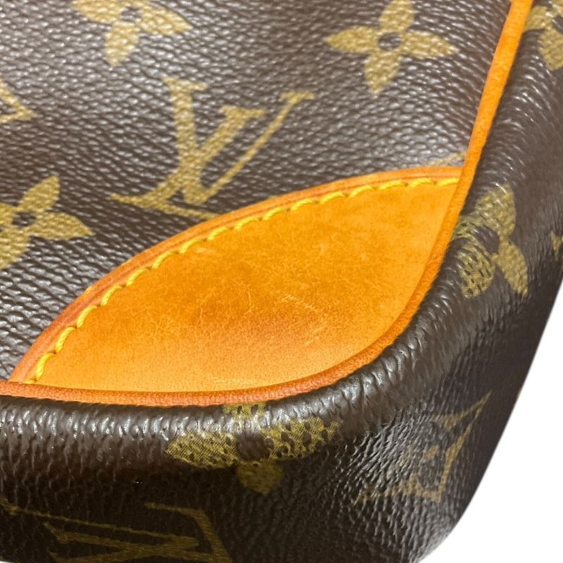 Louis Vuitton Danube M40145 Brown/Gold Shoulder Bag - Timeless Elegance