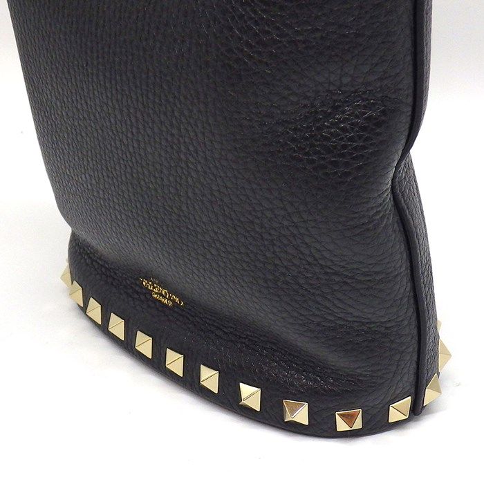 Valentino Rockstud Handbag in Black Grain Calfskin - Timeless Elegance