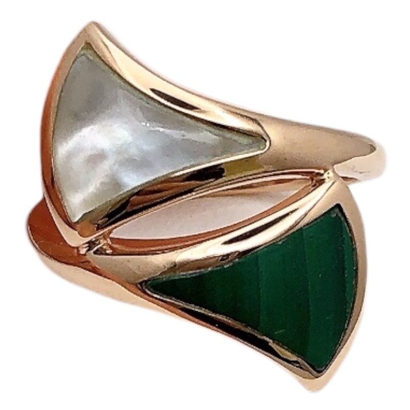 BVLGARI Diva Dream Ring in K18 Pink Gold with Mother of Pearl