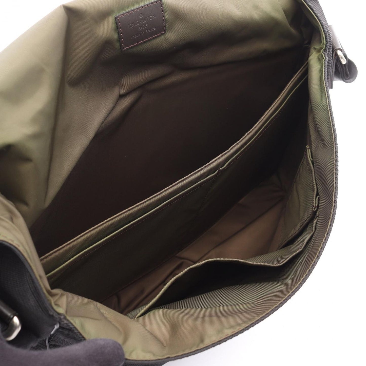 Louis Vuitton Messager NM Damier Ébène Noir Shoulder Bag - Timeless Elegance