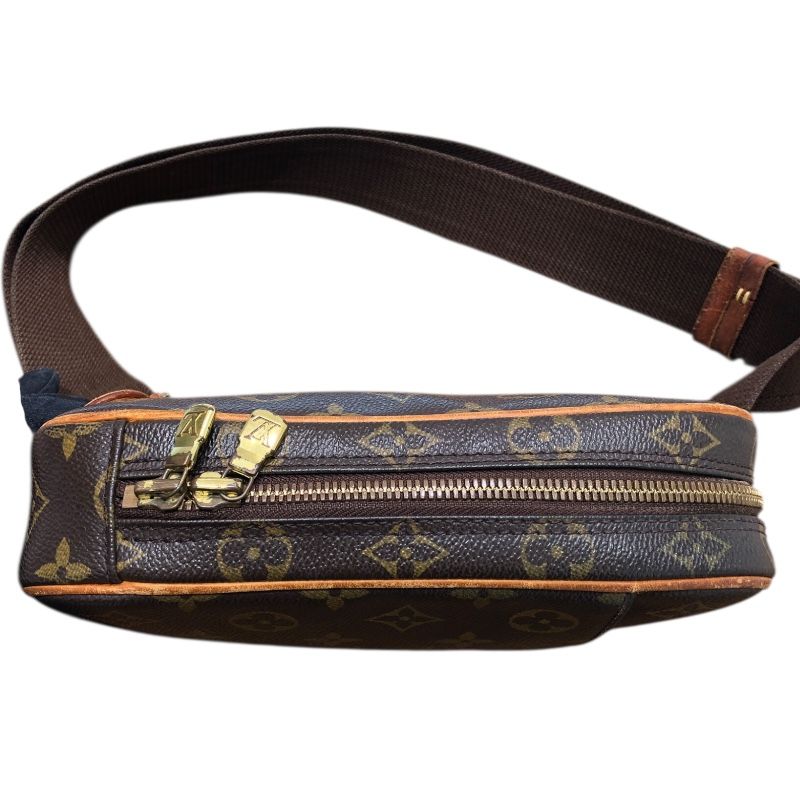Louis Vuitton Monogram Canvas Pochette Gange - Unisex Body Bag
