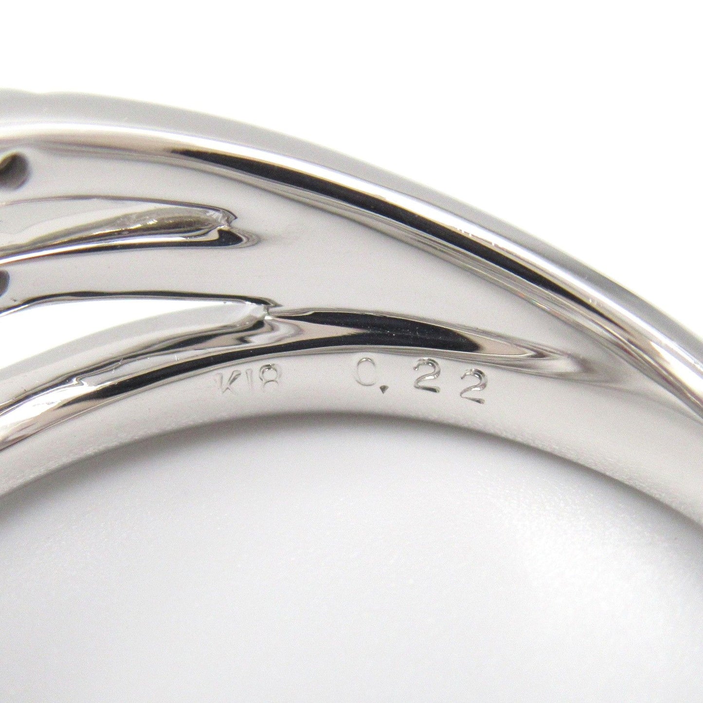 Exquisite Ruby and Diamond Ring in 18K White Gold