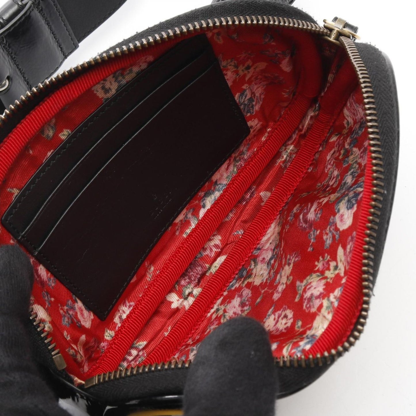 GUCCI Game Patch Logo Belt Bag in Black Patent Leather