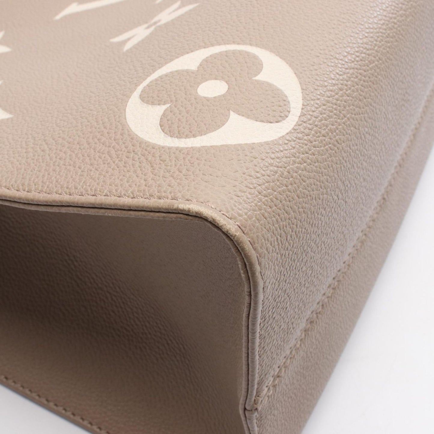 Louis Vuitton OnTheGo MM Tote Bag - Bi-Color Monogram Empreinte