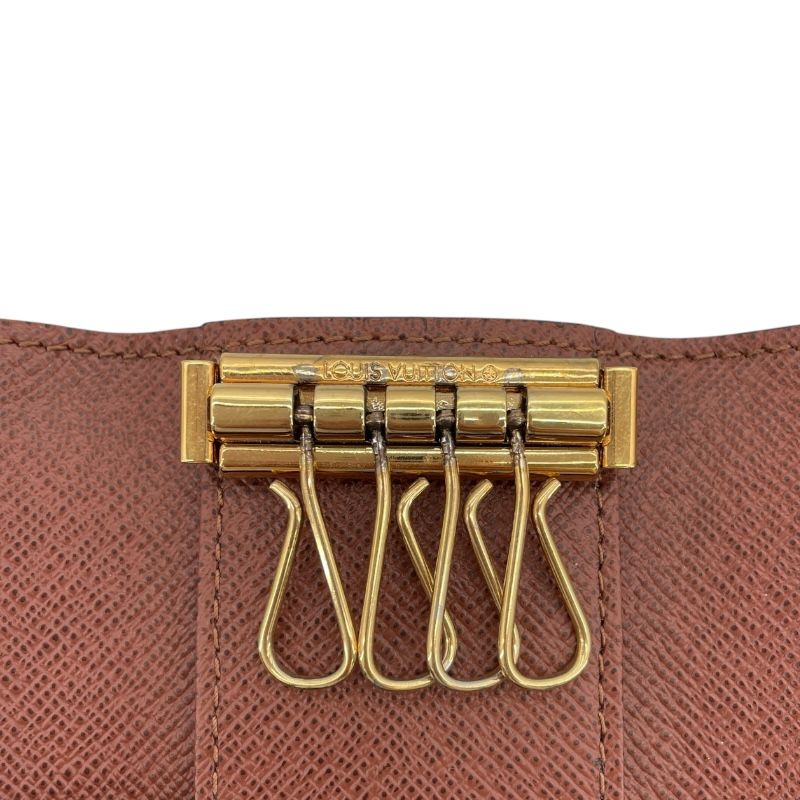 Louis Vuitton Militaire 4 Monogram Canvas Key Case - Exquisite Craftsmanship