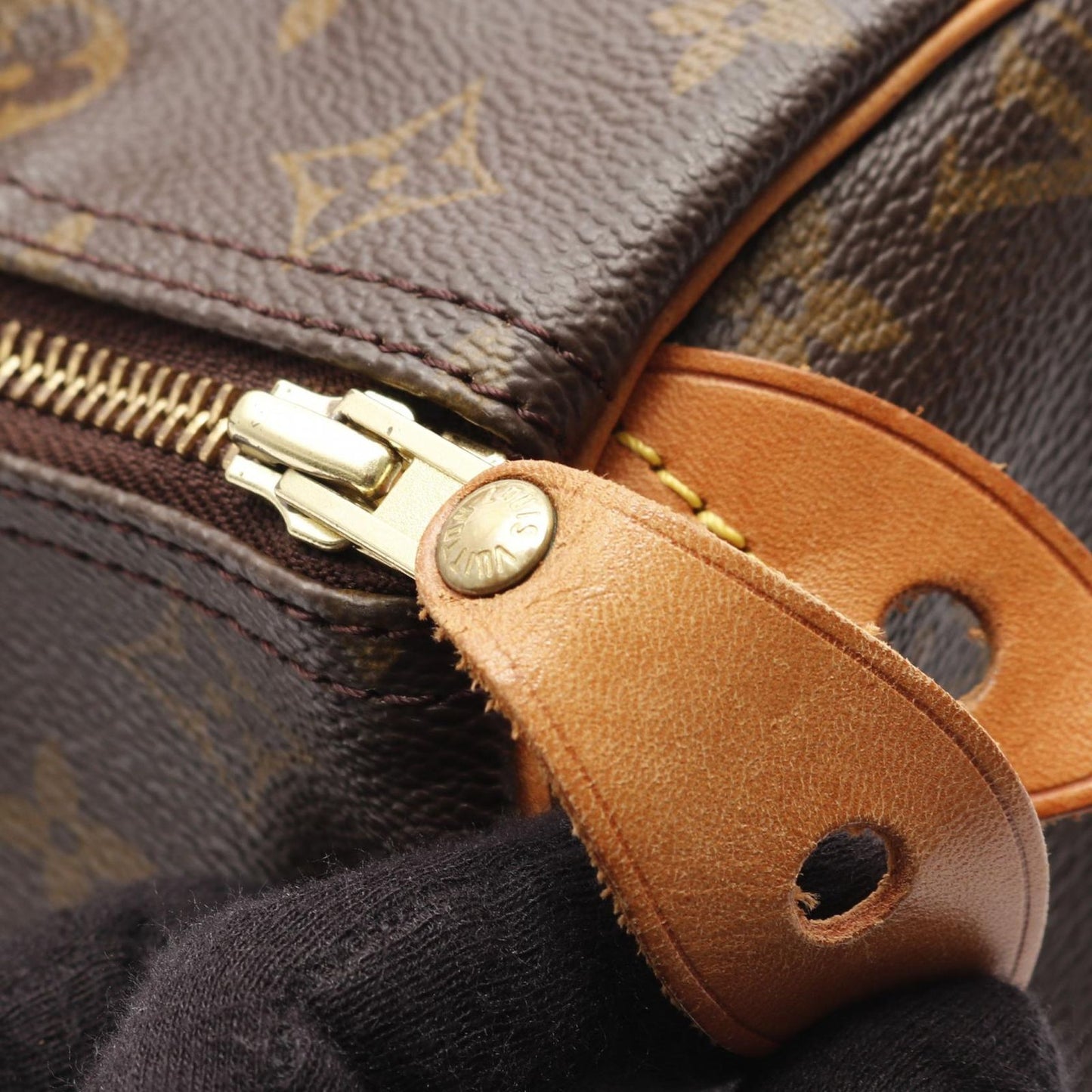 Louis Vuitton Monogram Speedy 30 Handbag - Timeless Elegance