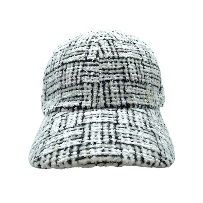 CHANEL Tweed Baseball Cap in White - Exquisite Cotton Craftsmanship