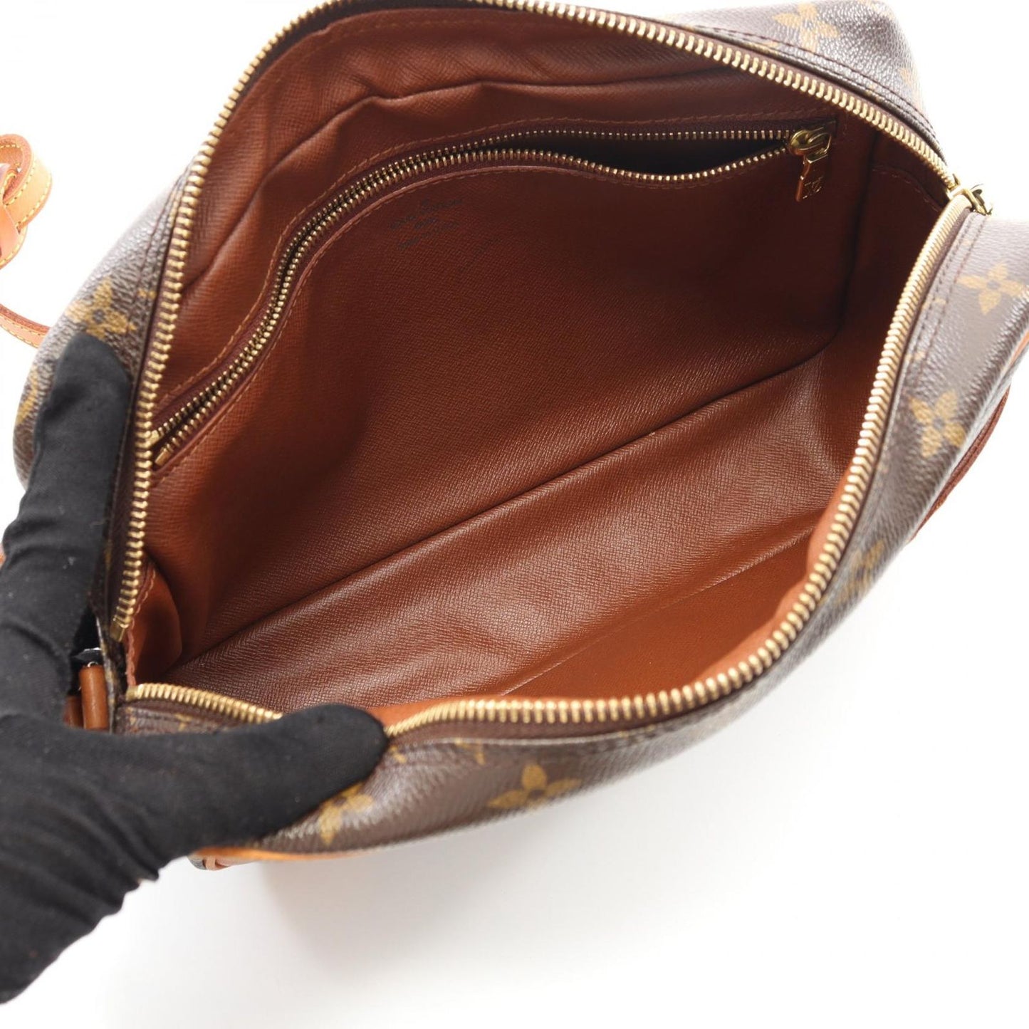 Louis Vuitton Monogram Trocadéro 27 Shoulder Bag - Timeless Elegance