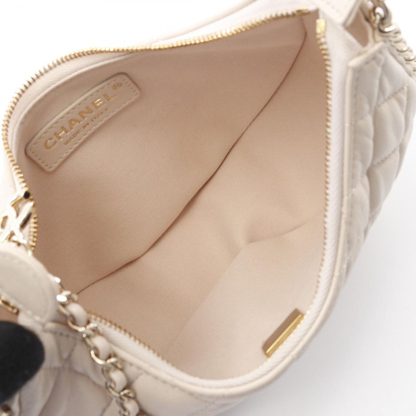 CHANEL Matelassé Small Hobo Bag in Cream Lambskin - AS3917