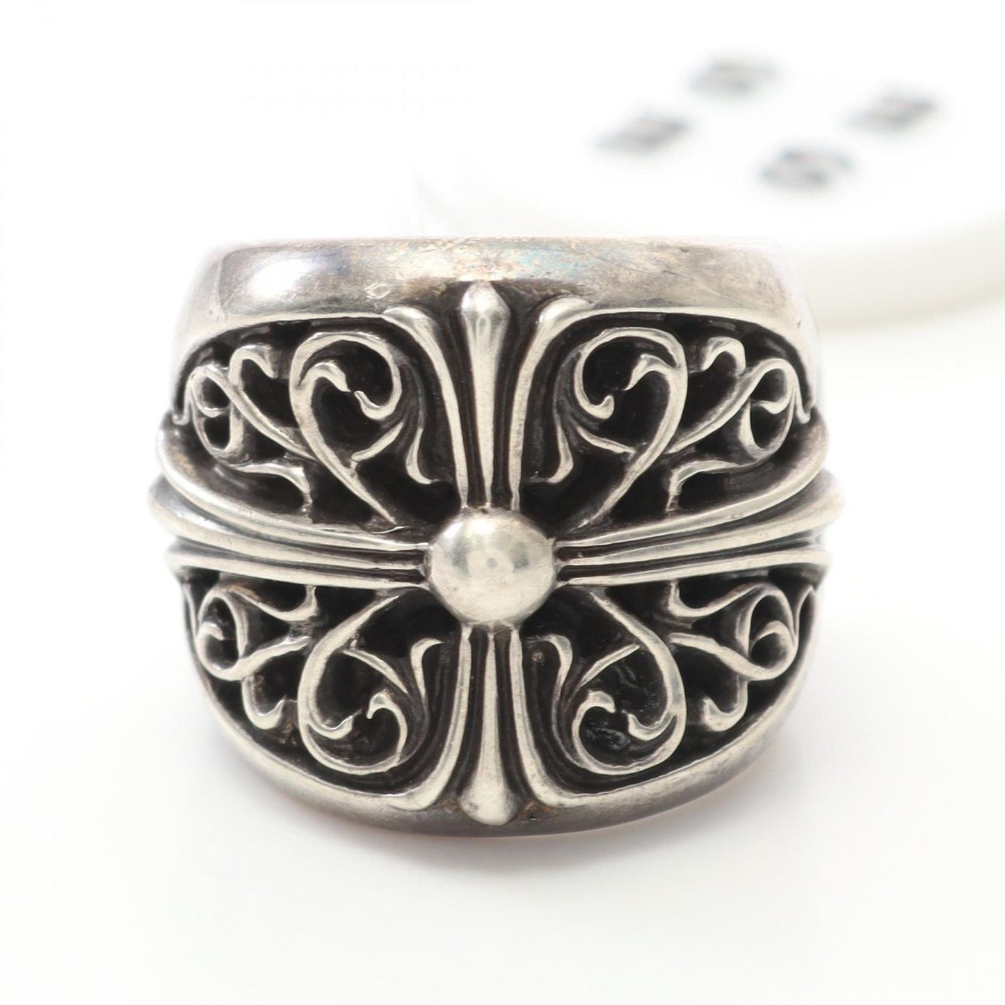 CHROME HEARTS Classic Oval Cross Ring in Silver 925 - Size 20