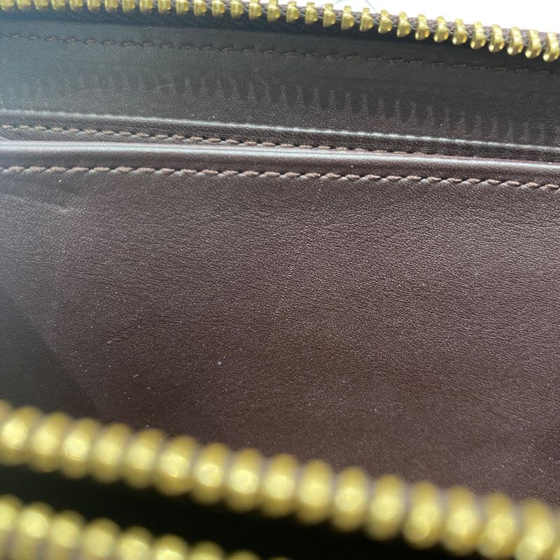 Louis Vuitton Zippy Wallet M93522 in Bordeaux Monogram Vernis