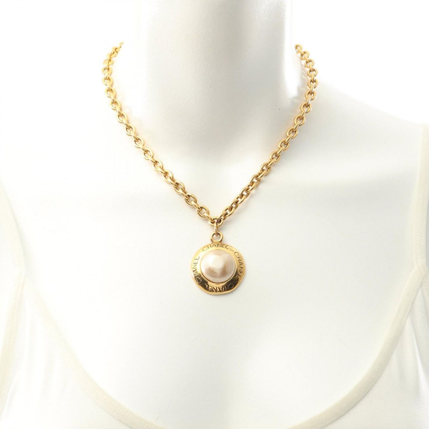 CHANEL Gold-Plated Necklace with Faux Pearls - Timeless Elegance