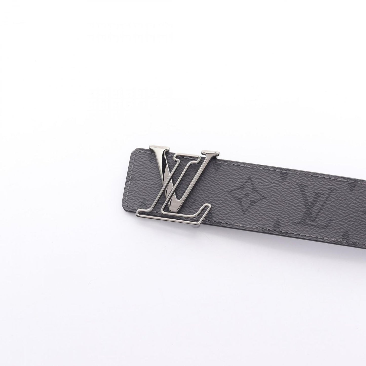 Louis Vuitton Monogram Eclipse Reverse 40MM Belt - Timeless Elegance