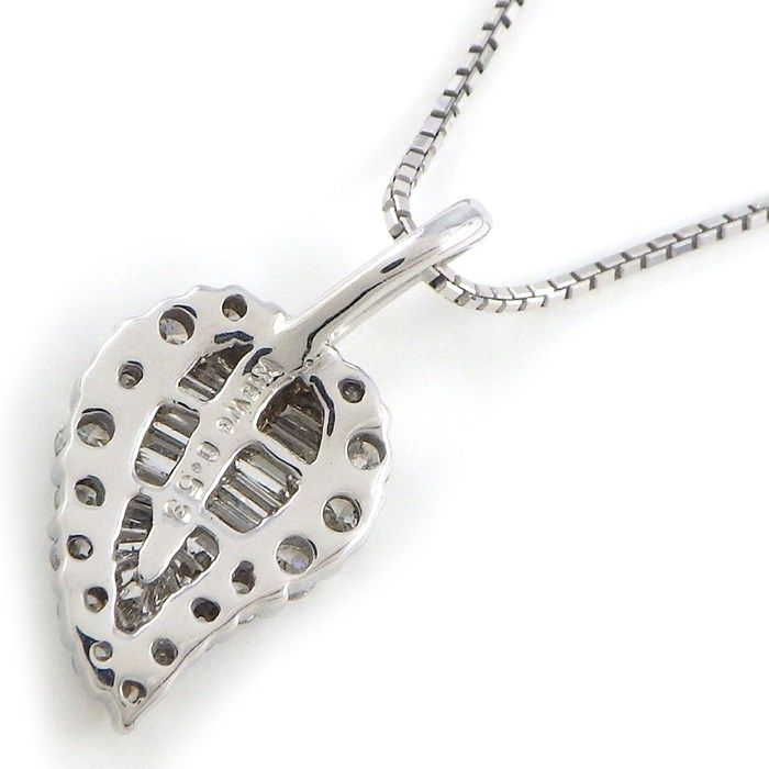 Elegant Leaf Motif Diamond Necklace in K18 White Gold - 0.53ct
