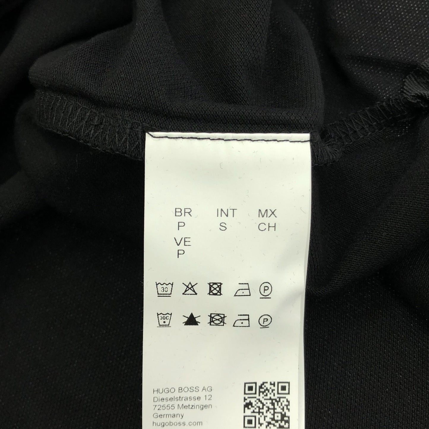 HUGO BOSS Black Cotton Polo Shirt - Timeless Elegance