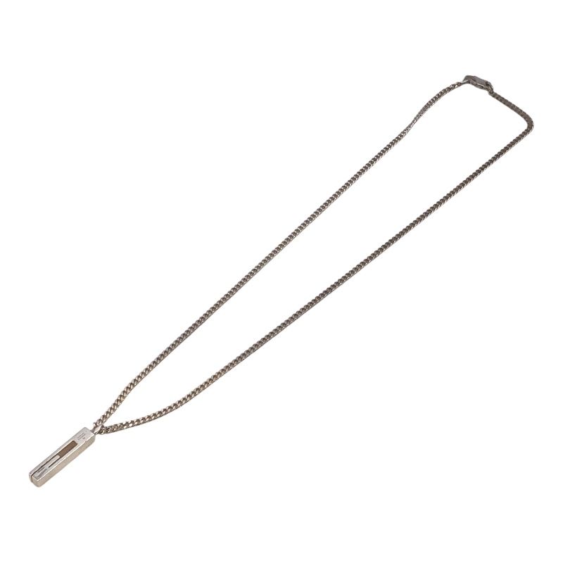 GUCCI Cutout G Necklace in Silver 925 - A Timeless Statement Piece