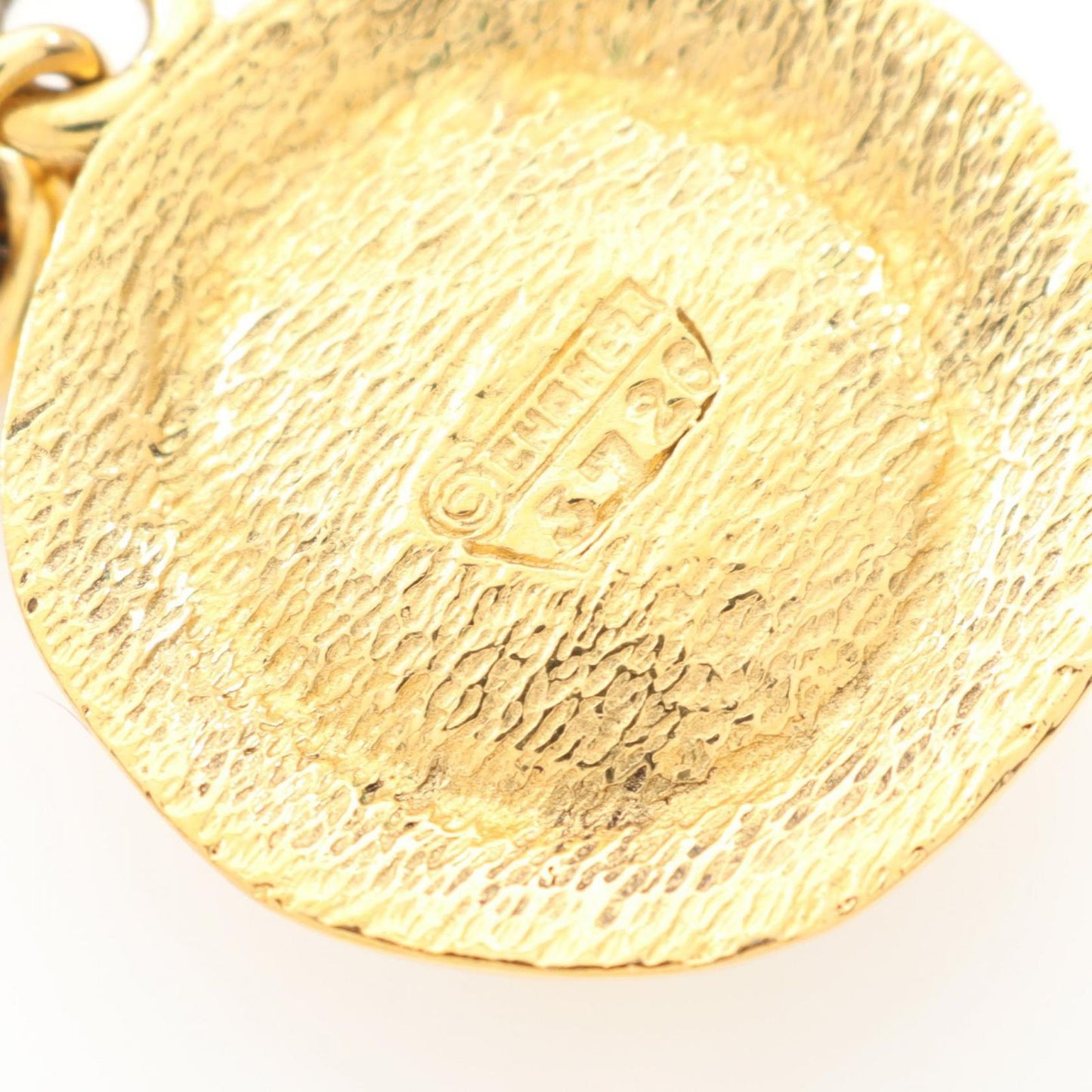 CHANEL Gold-Plated Necklace with Faux Pearls - Timeless Elegance