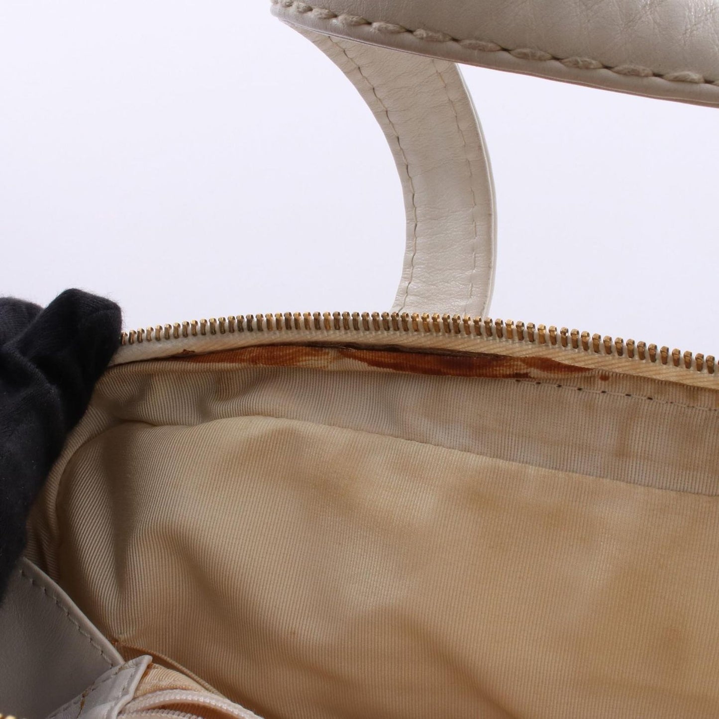 CHANEL Wild Stitch Handbag - Exquisite White Leather Luxury