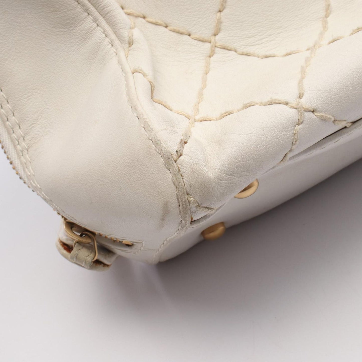 CHANEL Wild Stitch Handbag - Exquisite White Leather Luxury