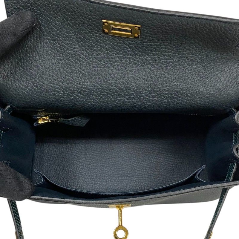 HERMES Kelly 25 Touch Handbag in Veil Rousseau with Gold Hardware