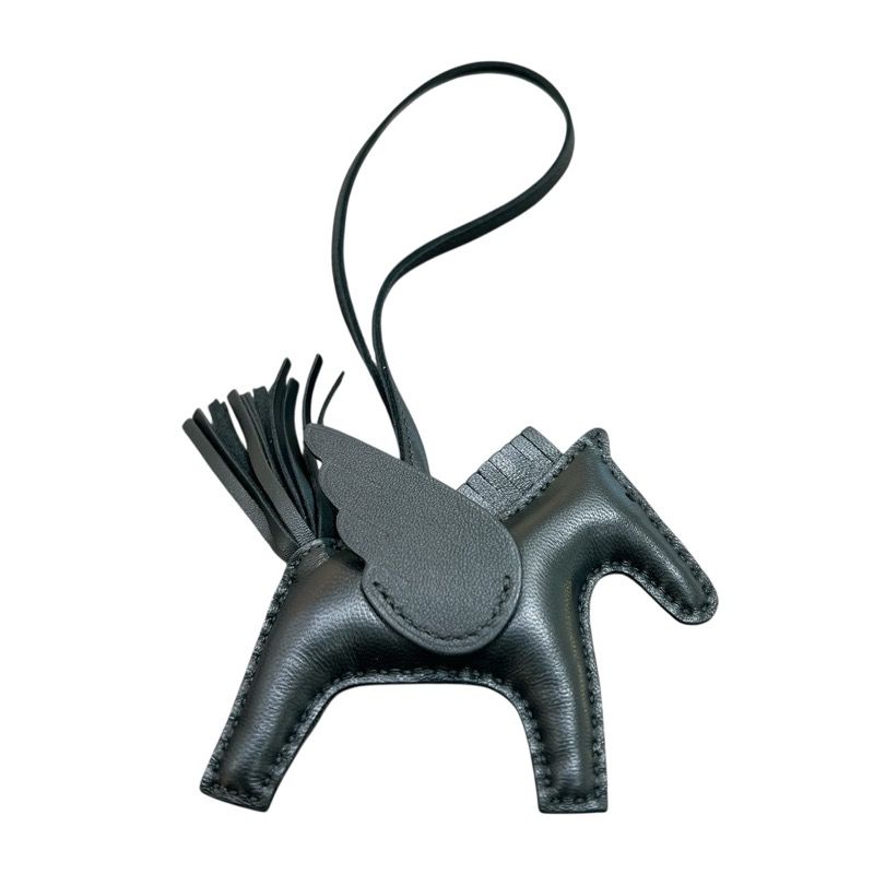 HERMES Rodeo Pegasus PM in So Black Anyo Milo - Exquisite Luxury Accessory