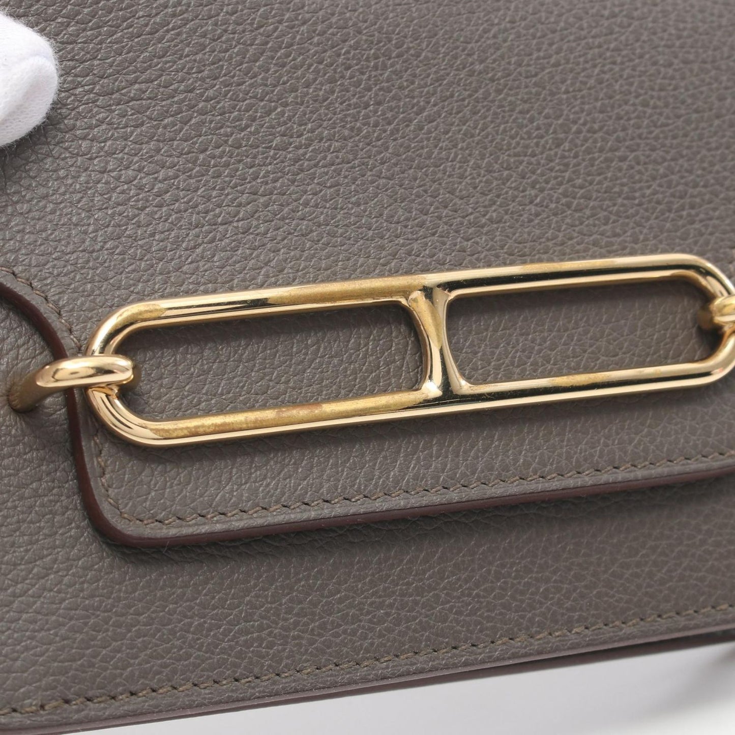 HERMES L'Homme Slim Wallet in Etain Leather - Exquisite Craftsmanship