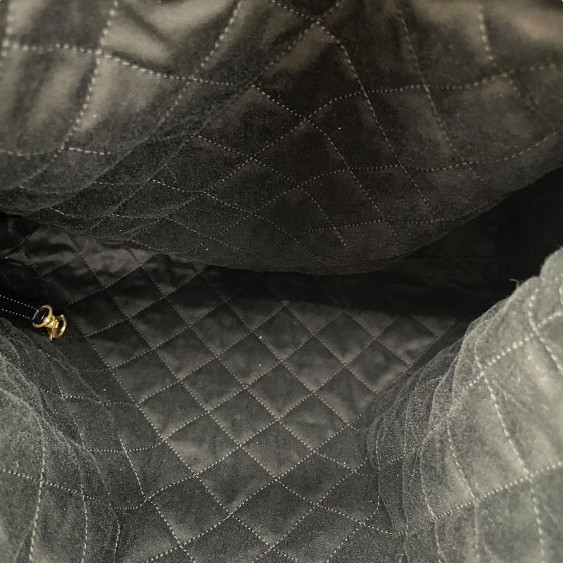 CHANEL 22 Large Backpack in Black Calfskin with Gold Hardware