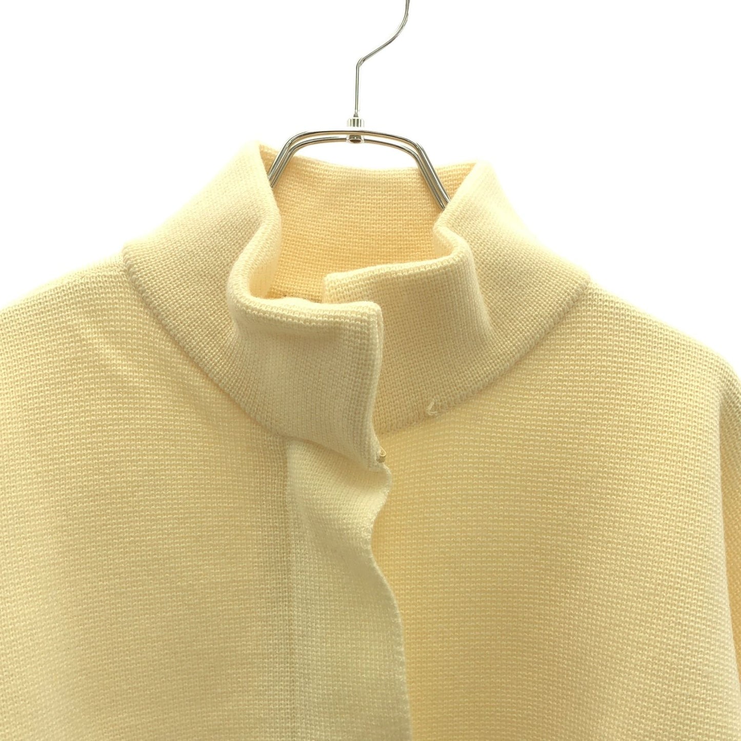 MAX MARA Ivory Wool Cardigan - Timeless Elegance
