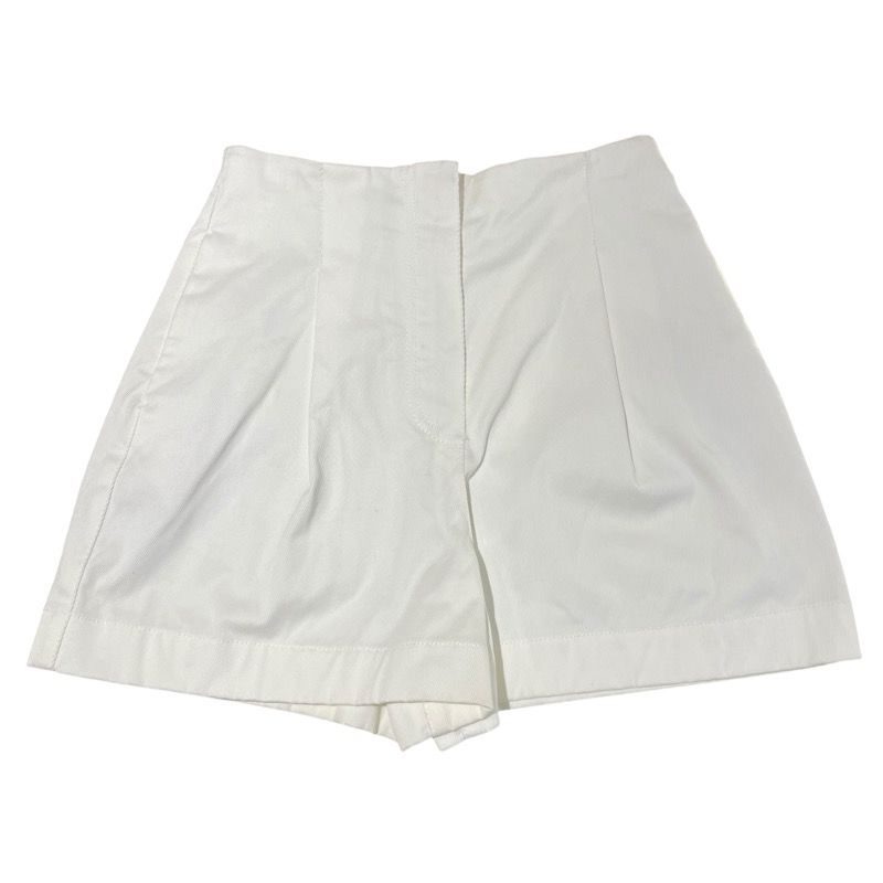 Fendi FF Buckle White Cotton Shorts - Timeless Elegance