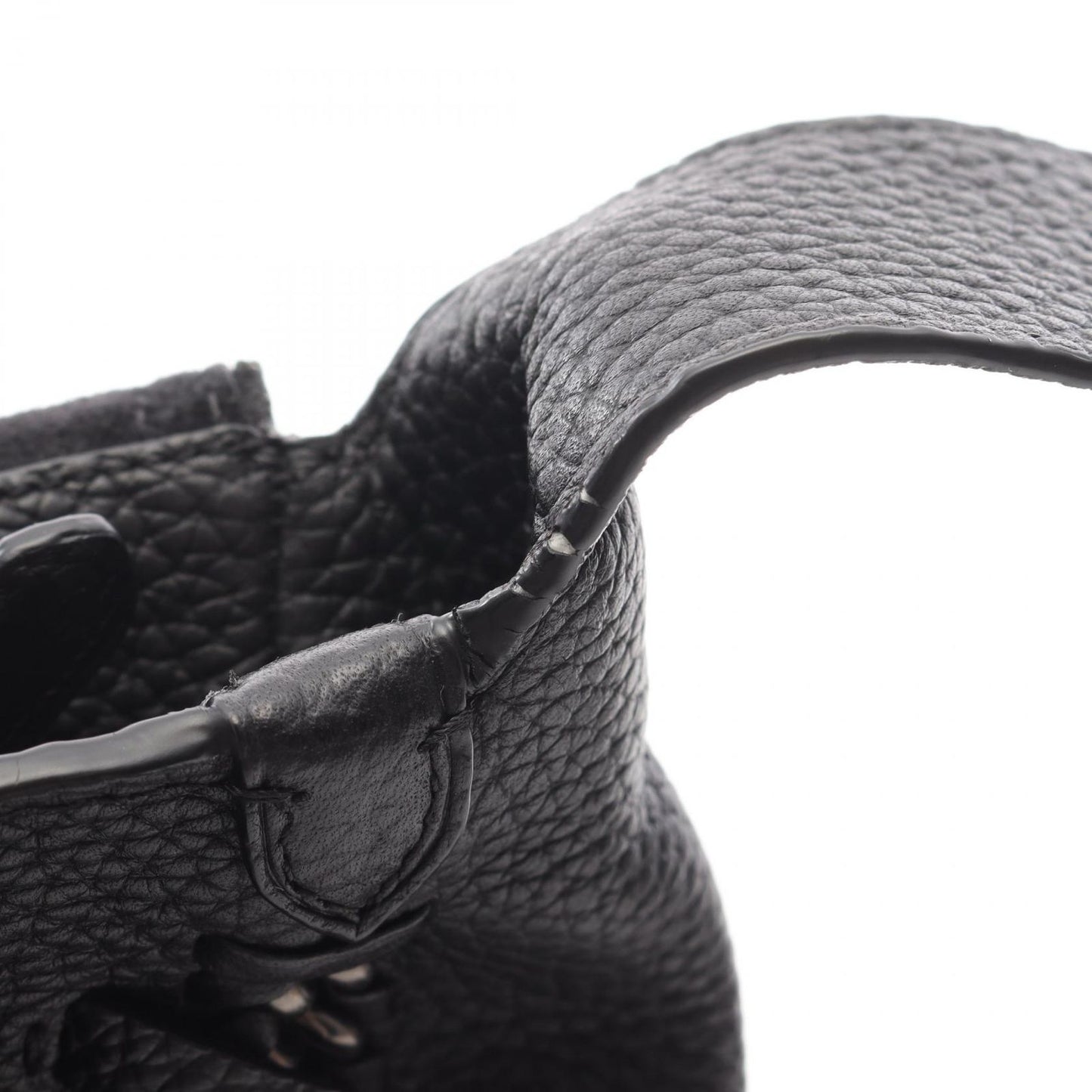 COACH Small Dakota Shoulder Bag in Black Leather - Timeless Elegance