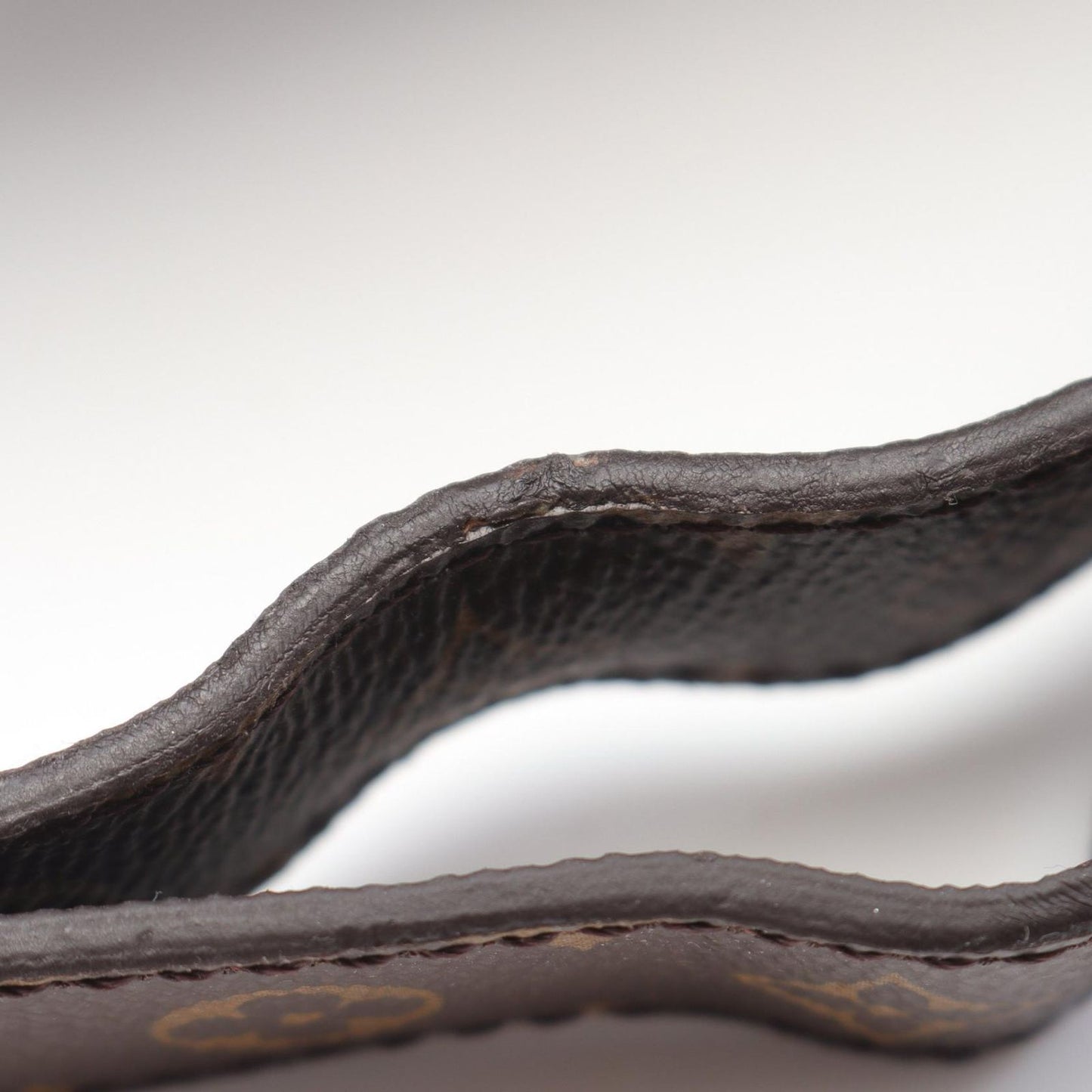 Louis Vuitton Maxi Bum Bag LV Pillow in Silver - Exclusive Luxury