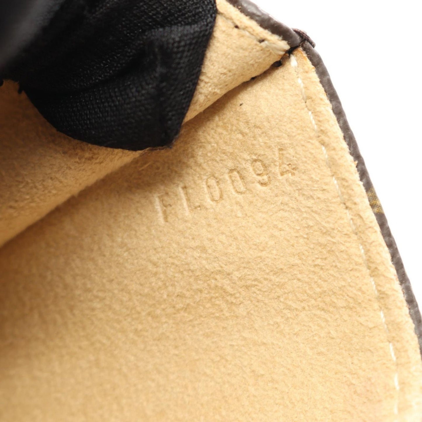 Louis Vuitton Monogram Pochette Florentine Waist Bag - Timeless Elegance