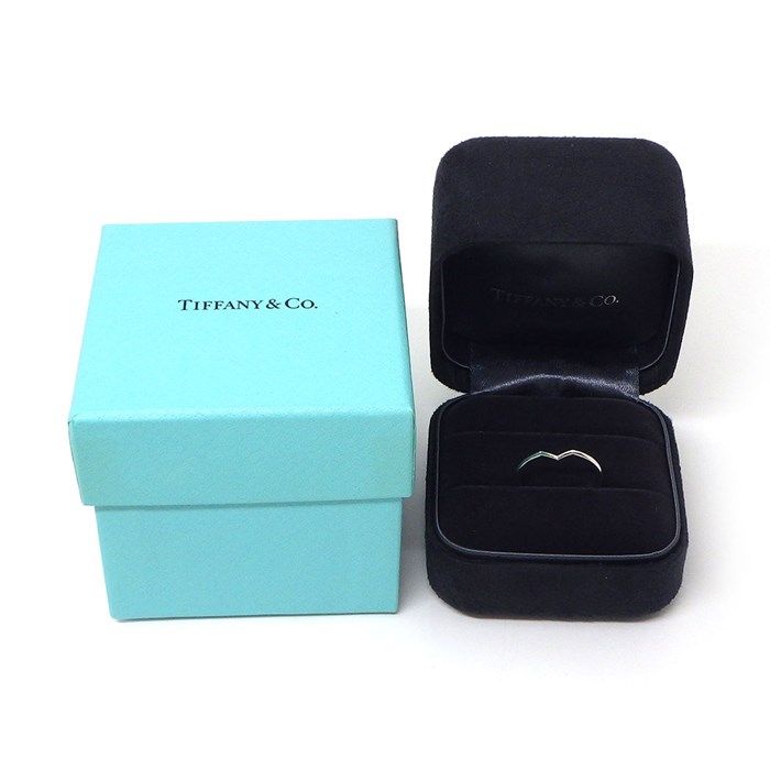 Tiffany & Co. V Band Ring in Platinum PT950 - Size 14