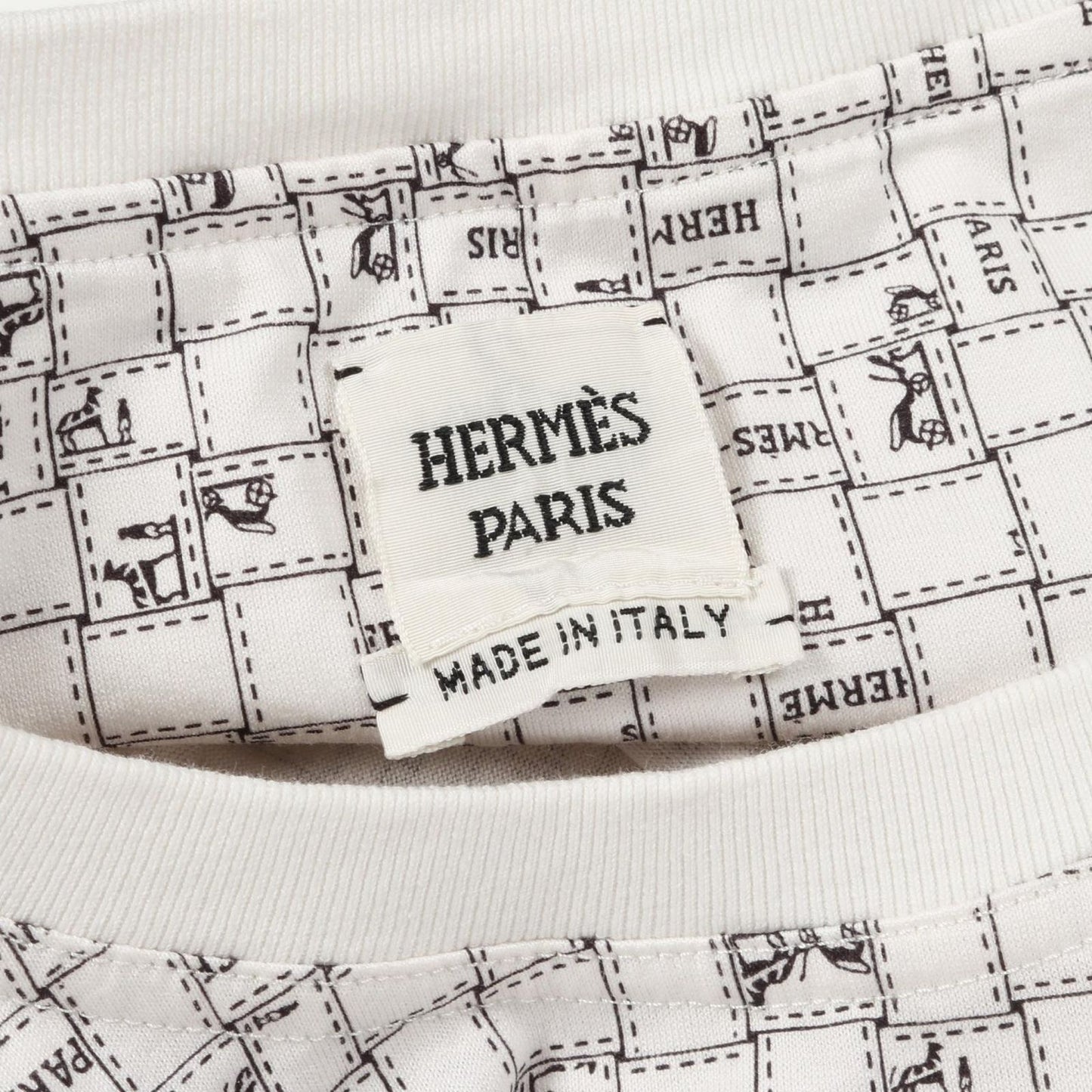 HERMES Bolduc au Carre Cotton T-Shirt - Timeless Elegance