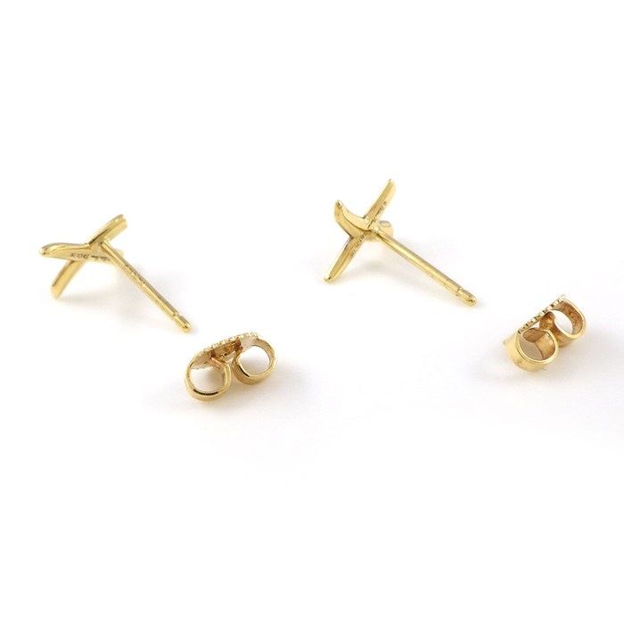 Tiffany & Co. Kiss X Cross K18YG Earrings - Exquisite Craftsmanship