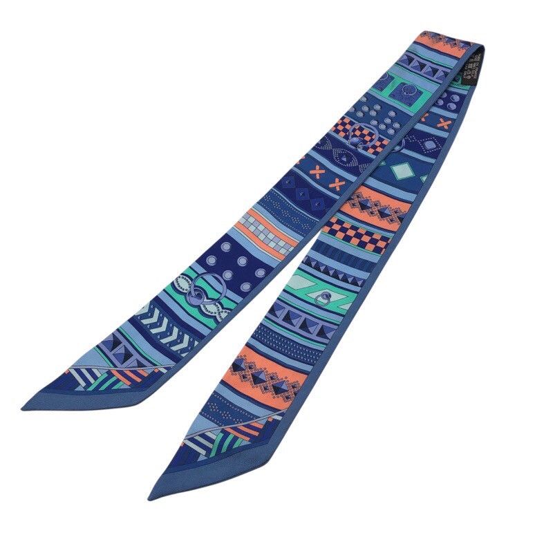 HERMES Twilly Colliers de Chiens Silk Scarf - Exquisite Elegance