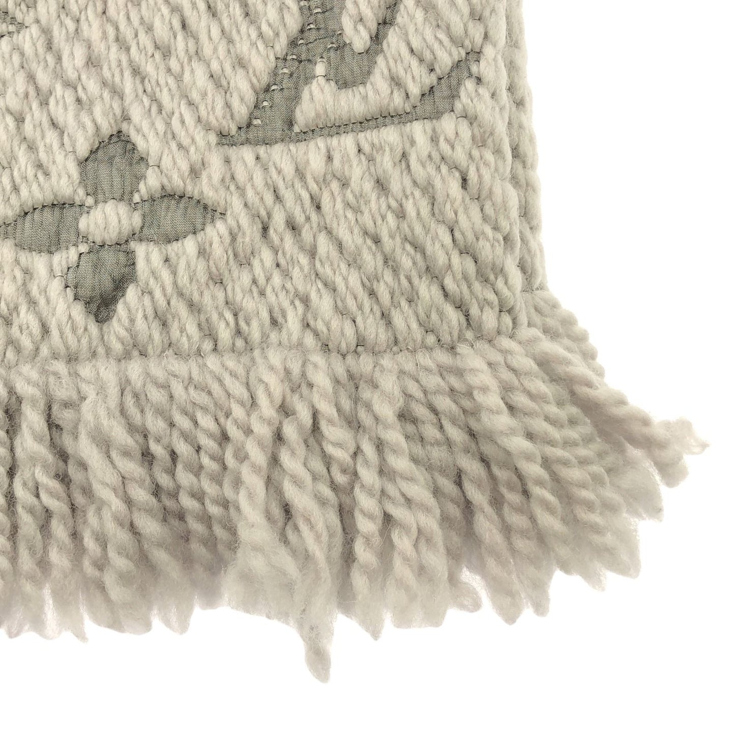 Louis Vuitton Logo Mania Wool Scarf - Timeless Elegance
