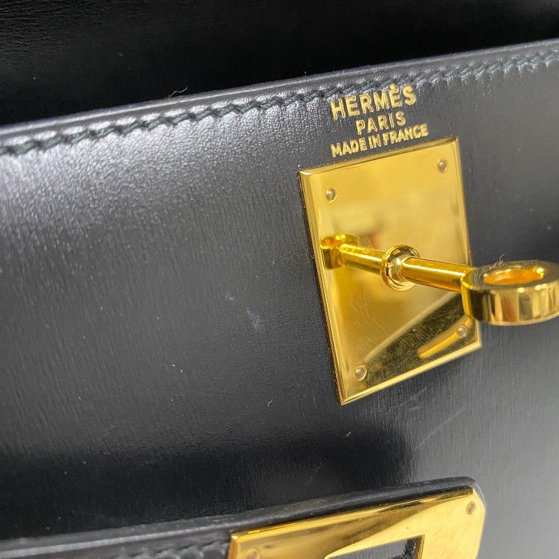 HERMES Kelly 28 Black Box Calf Handbag with Gold Hardware