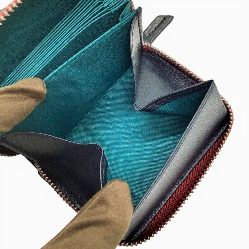 Exquisite Crocodile Leather Round Zipper Card Case in Black Navy