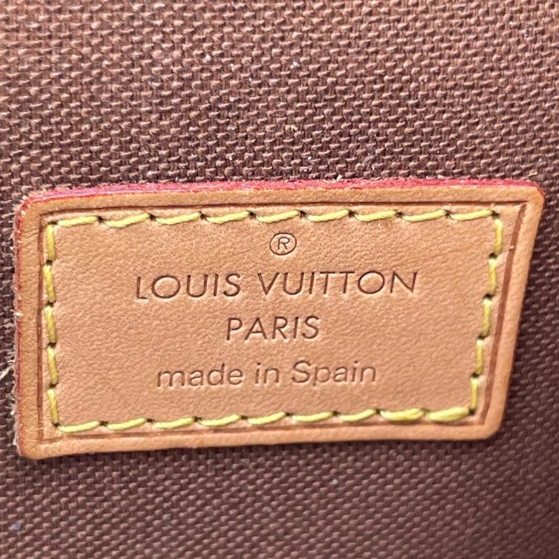 Louis Vuitton Monogram Pochette Gange M51870 - Timeless Elegance