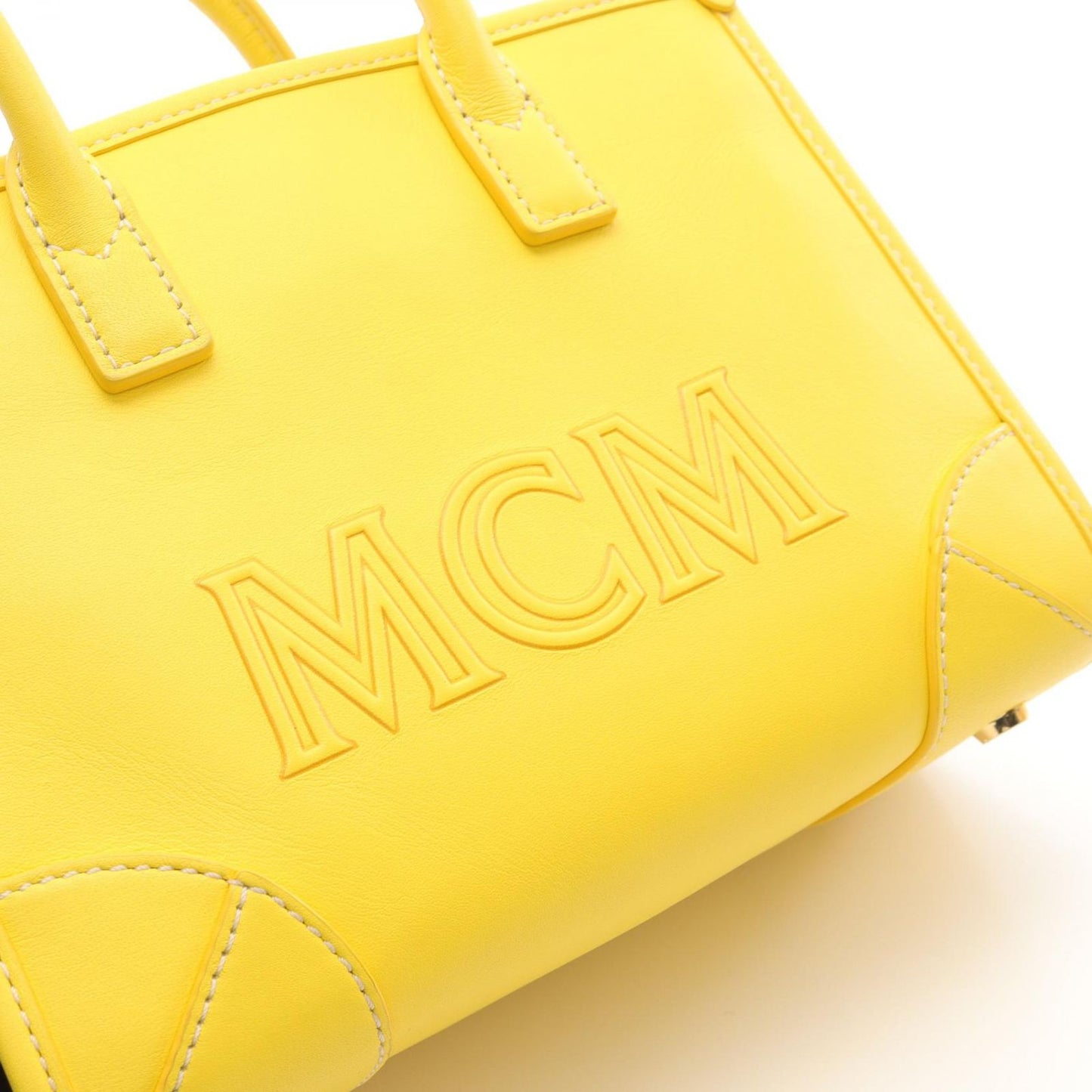 MCM Munich Tote Bag in Yellow Leather - Exquisite 2-Way Shoulder Design