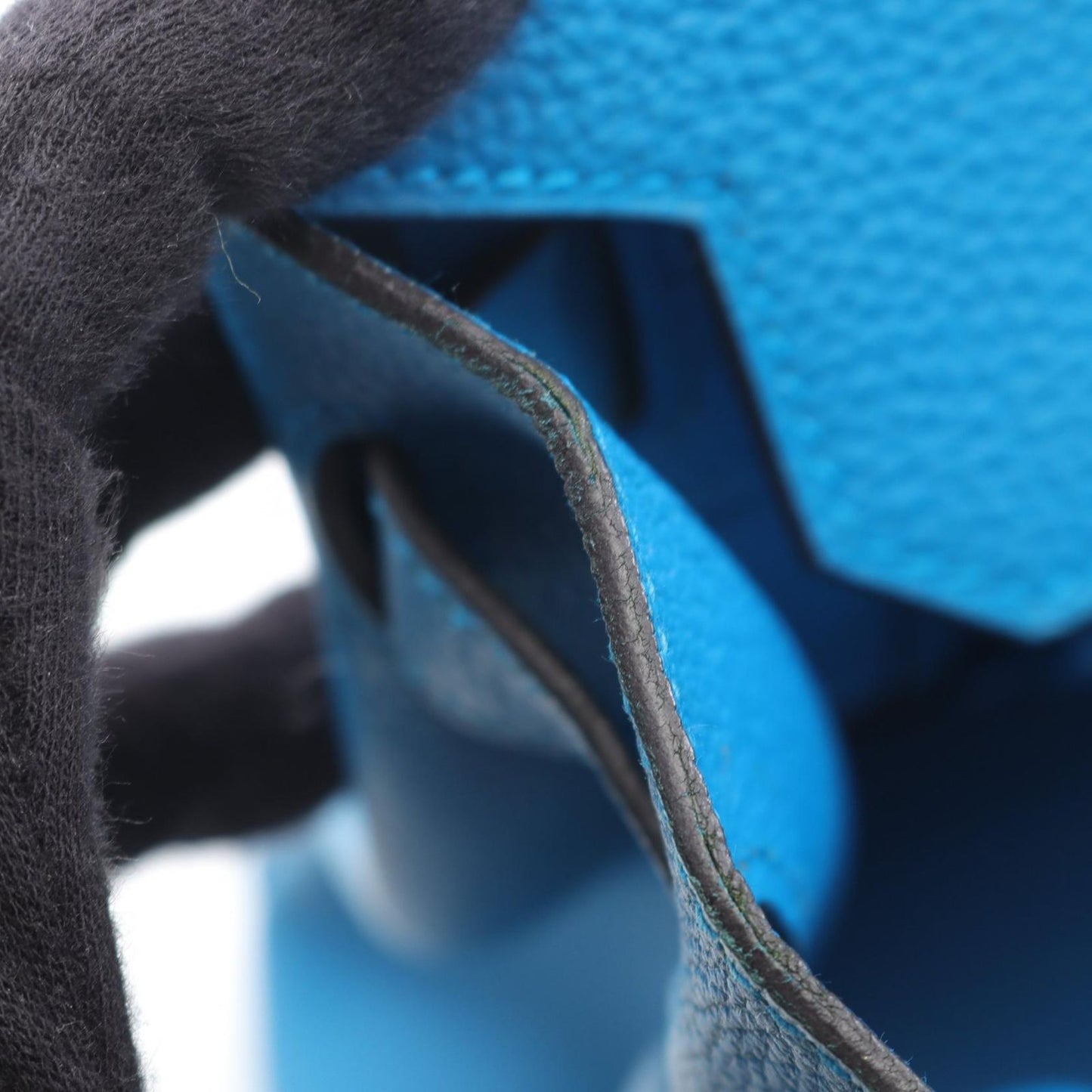 HERMES Birkin 30 Handbag in Blue Zanzibar - Exquisite Craftsmanship