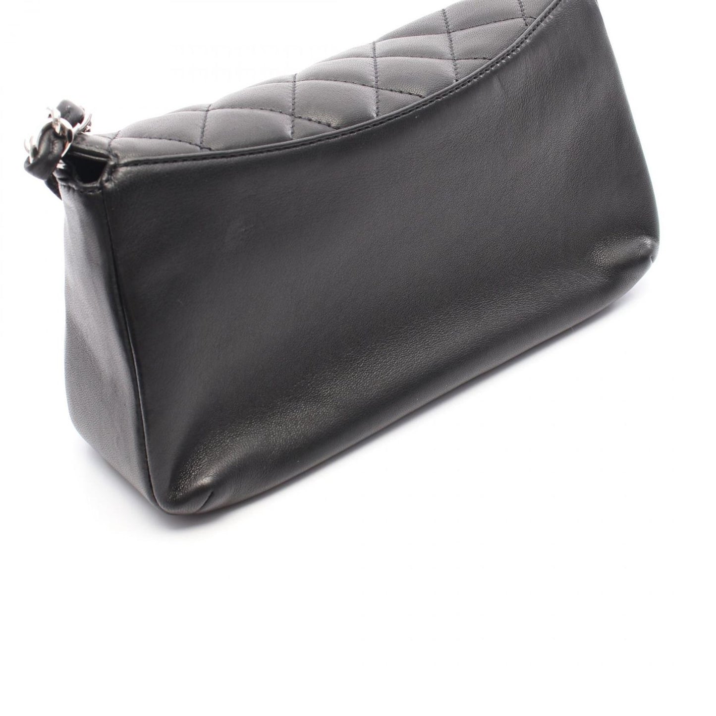 CHANEL Matelassé Black Lambskin Shoulder Bag - Timeless Elegance