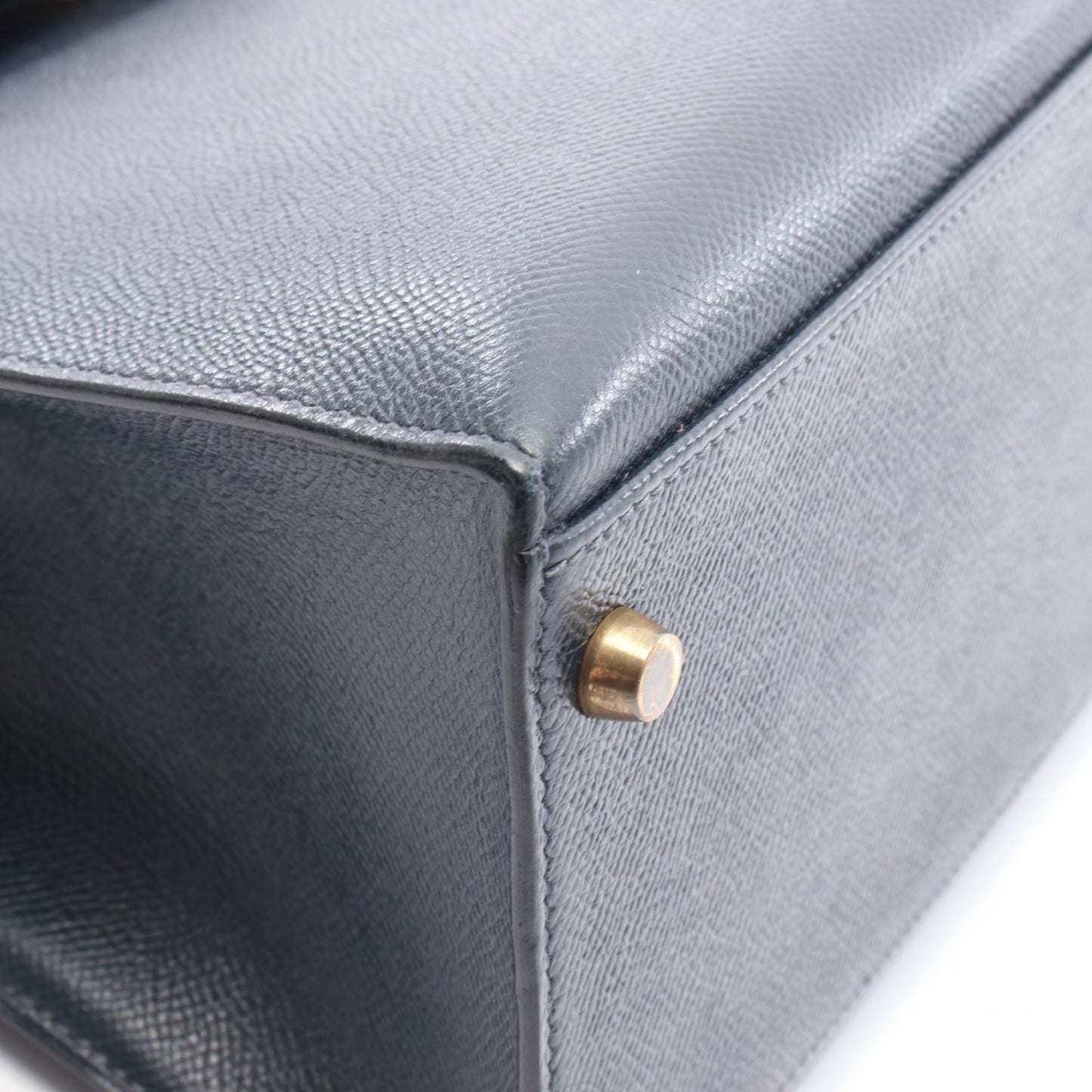 HERMES Kelly 32 Handbag in Blue Marine - Timeless Elegance